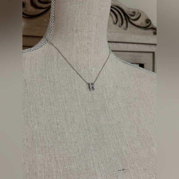 Necklace - Picture 2 of 7